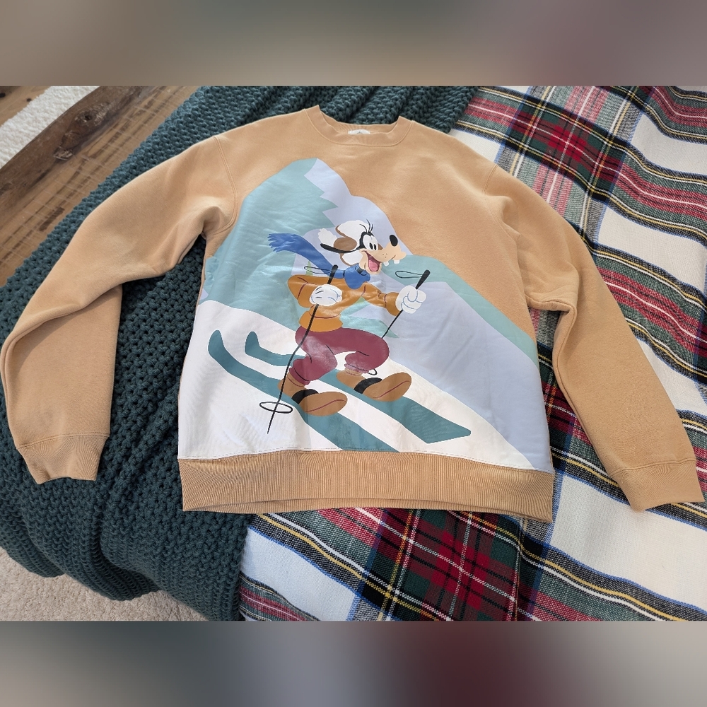Disney Parks Goofy Skiing Winter Sweatshirt